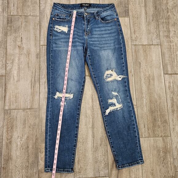 Judy Blue Jeans Womens Size 7 / 28 Thermal Patch Boyfriend Distressed Ankle Crop - Picture 6 of 11
